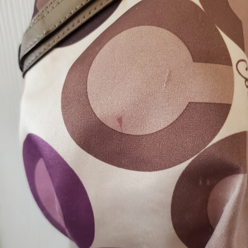 Handbag - Picture 4 of 10